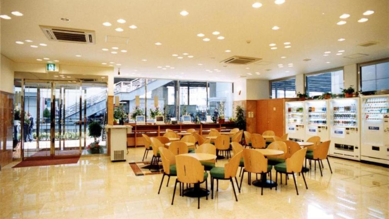 Toyoko Inn Shin-Yokohama Ekimae Shinkan Esterno foto